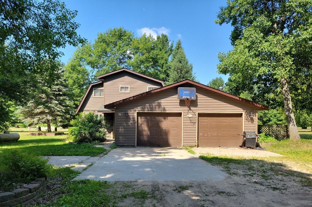 1167 S Taxiway Hotel, Lake city, MI 49651 Trulia