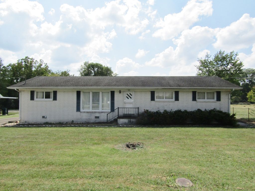 927 Jefferson St, Pulaski, TN 38478 MLS 2583899 Trulia