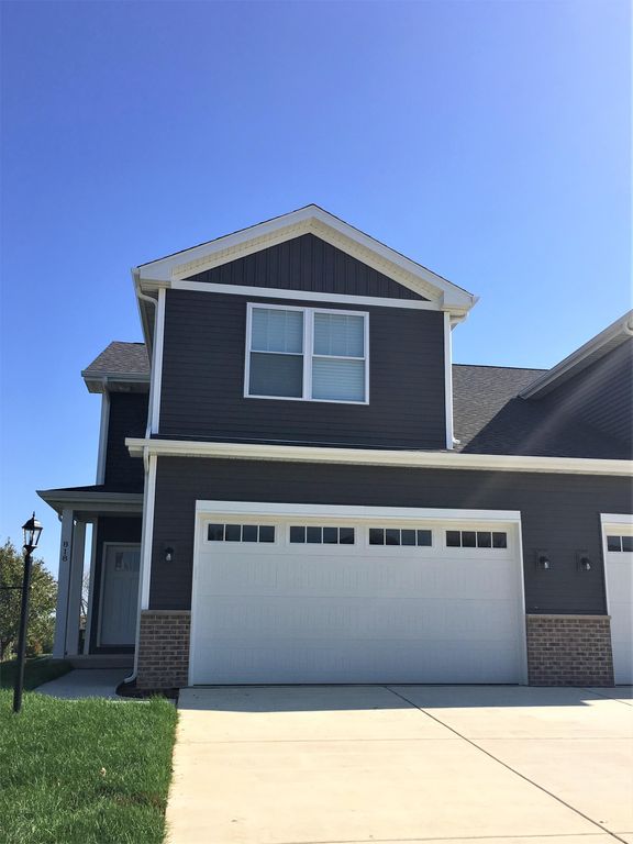 1515 Stonebluff Ct, Champaign, IL 61822