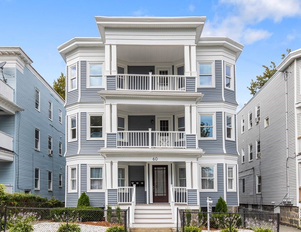 60 Lithgow St, Dorchester Center, MA 02124