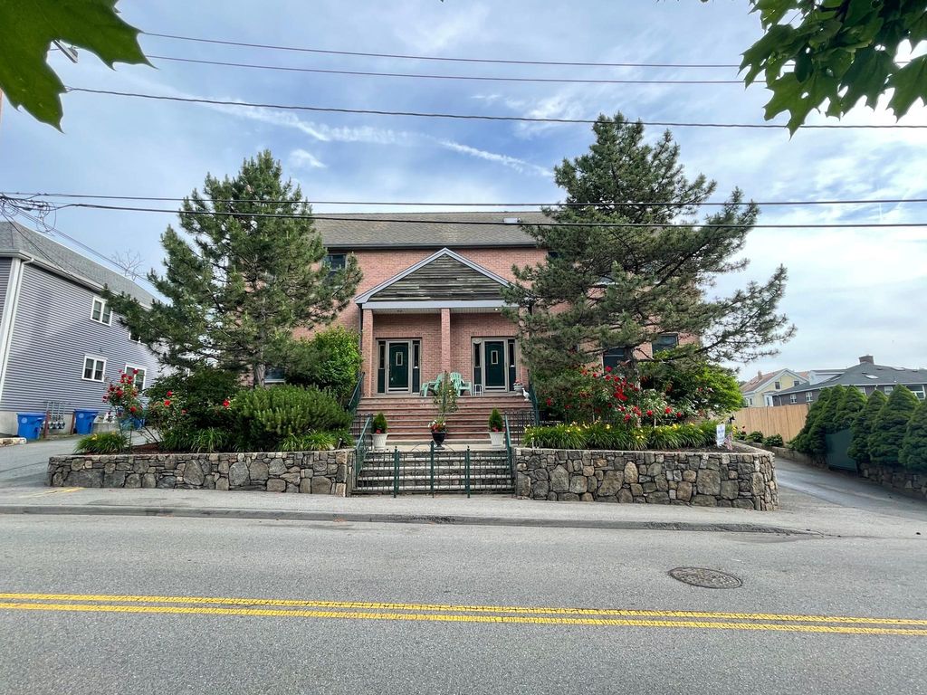 157 Summer St #157, Waltham, MA 02452