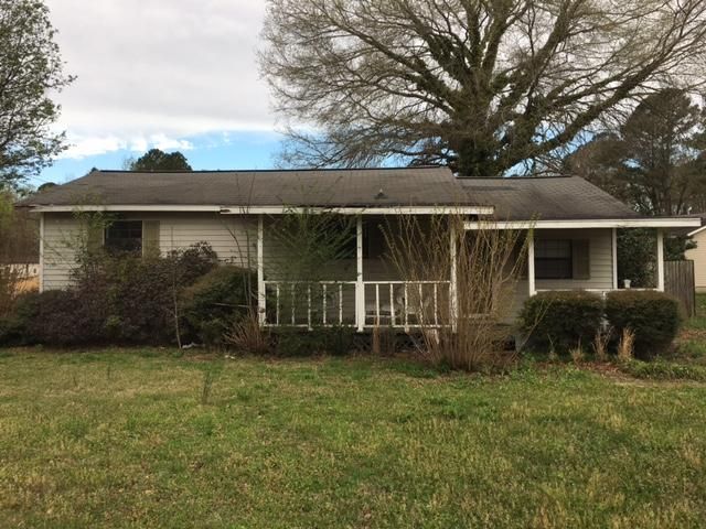 107 Lakeview Dr, Booneville, MS 38829