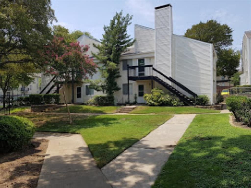 7431 Holly Hill Dr 227, Dallas, TX 1 Bed, 1 Bath Townhouse 54