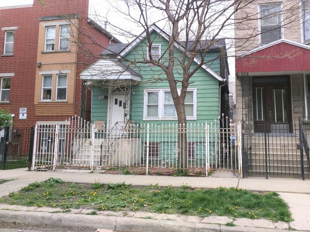1415 N Maplewood Ave, Chicago, IL 60622