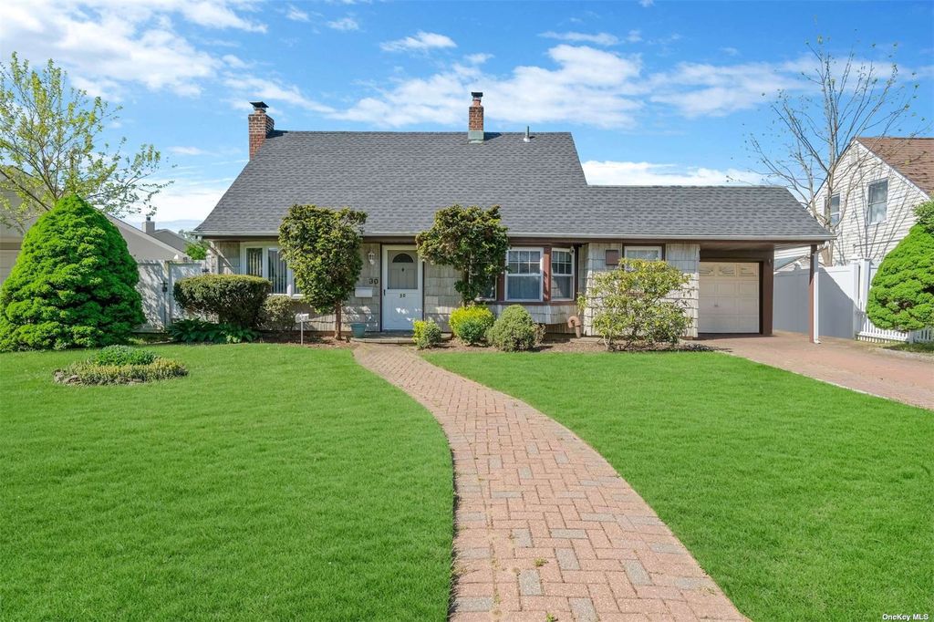 30 Saddle Lane, Levittown, NY 11756 MLS 3550772 Trulia
