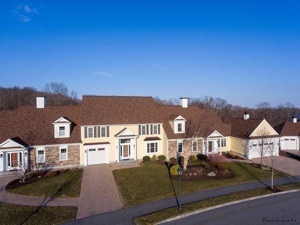 19 English Cmns #19, Topsfield, MA 01983