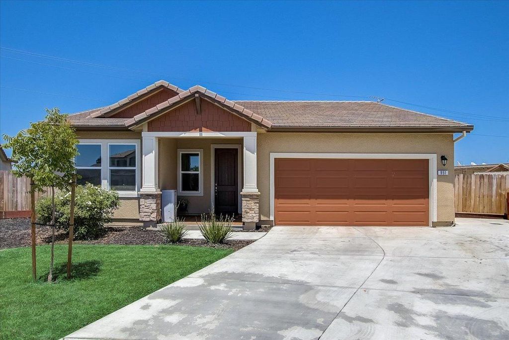 951 Alvarado Ct, Stockton, CA 95204
