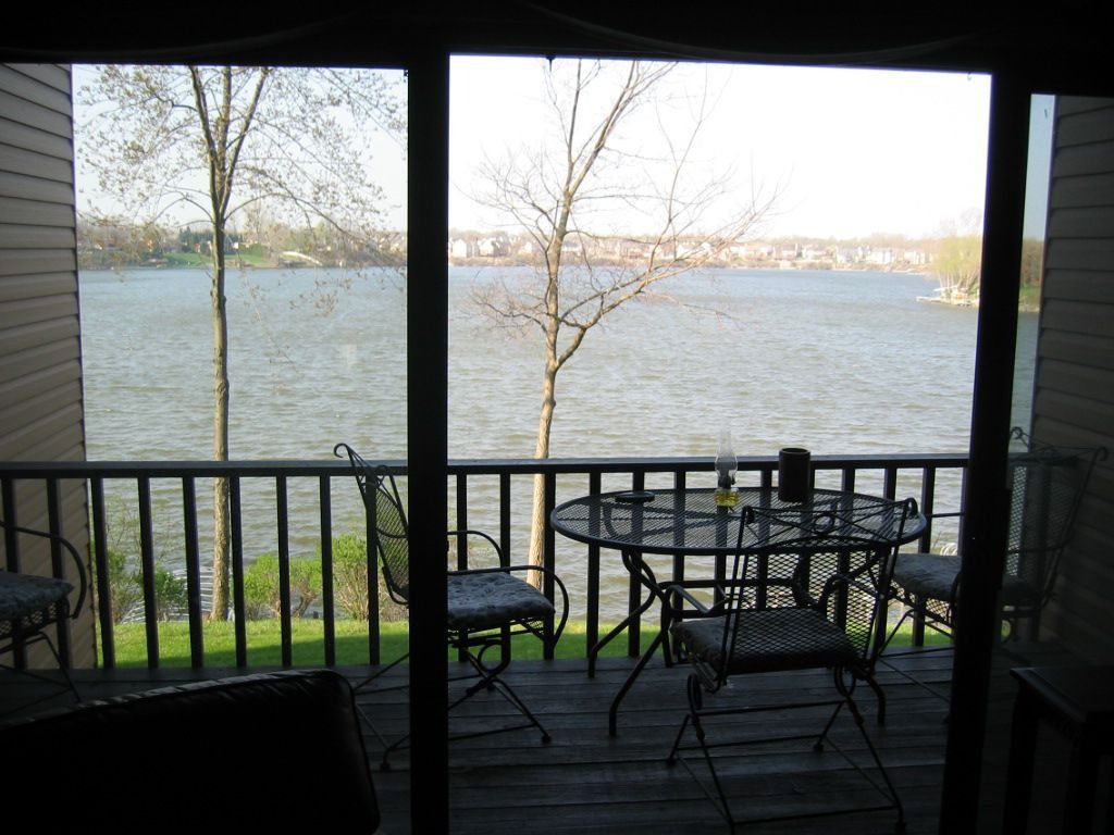 48031 Bayshore Dr, Belleville, MI 48111 Trulia