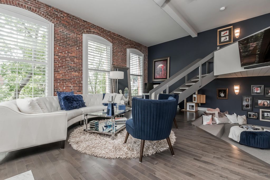 22 Carroll St #7, Portland, ME 04102