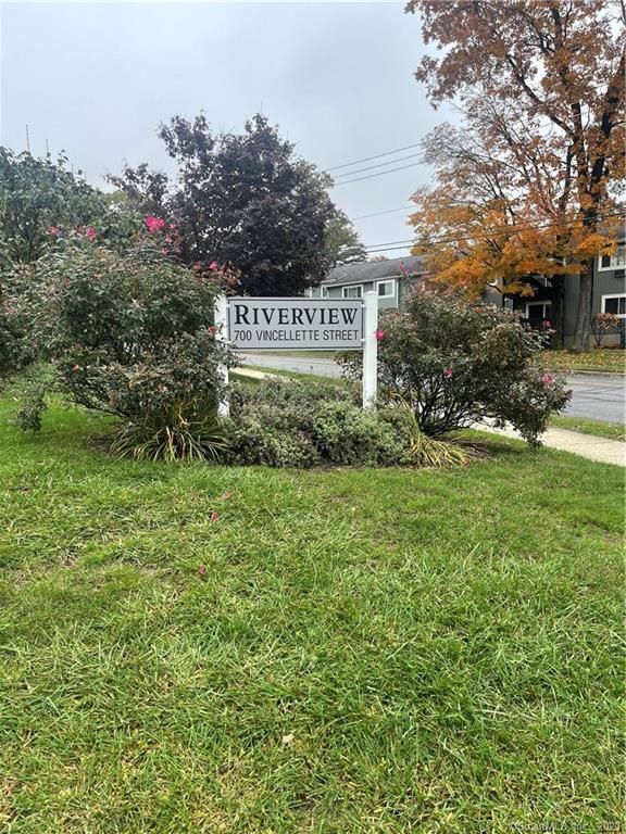 20 Riverview Dr   #20, Bridgeport, CT 06606