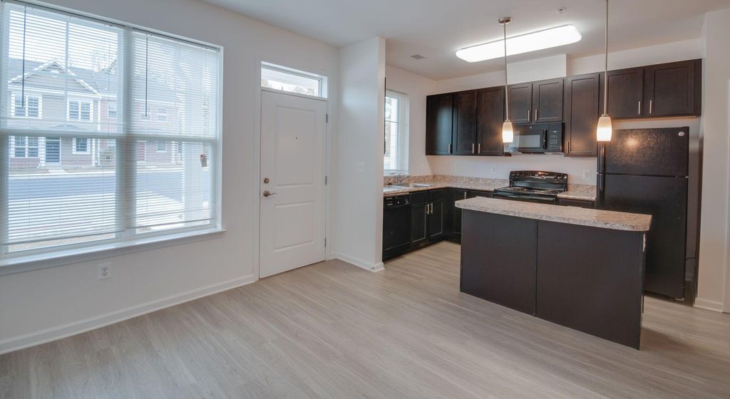 7271 Clarity Ct, Windsor Mill, MD 21244