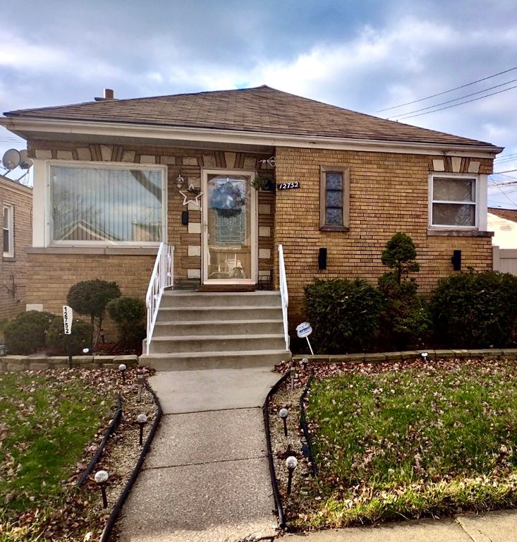 12752 S Emerald Ave, Chicago, IL 60628