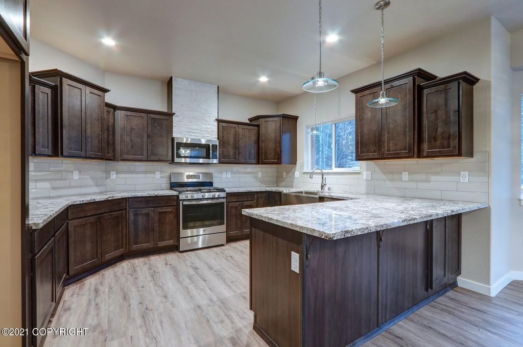 L1-B2 N Showers St, Palmer, AK 99645