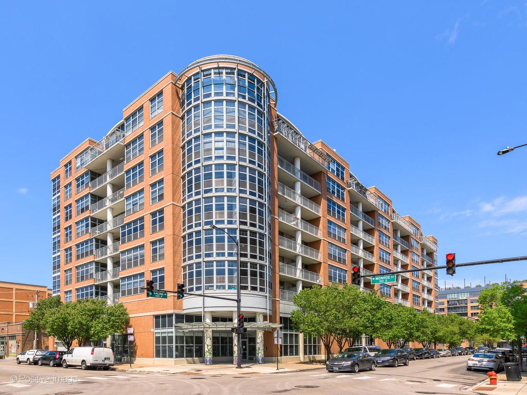 1200 W Monroe St #407, Chicago, IL 60607