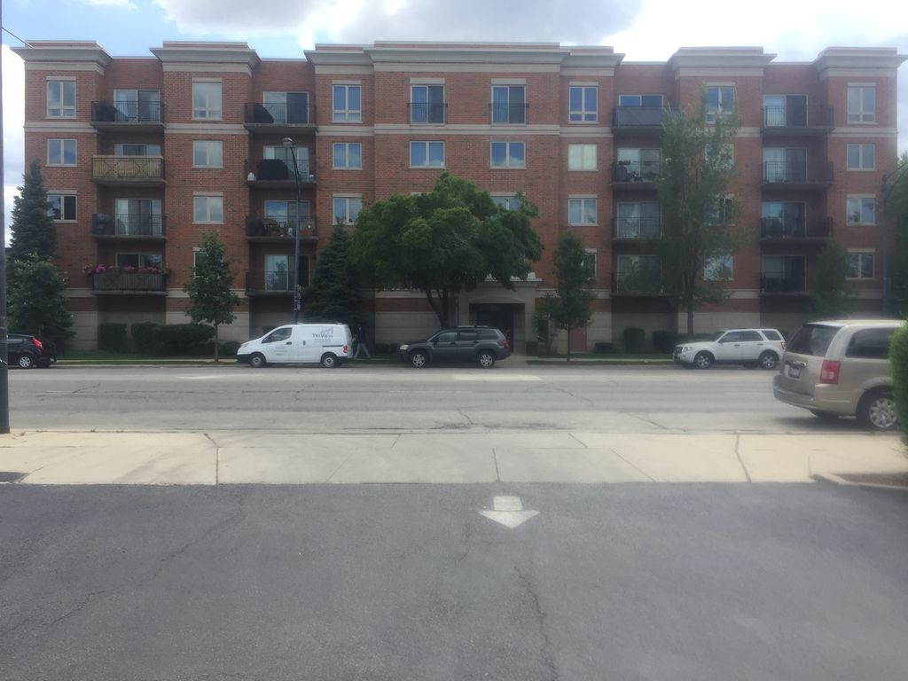 5924 N  Lincoln Ave #506, Chicago, IL 60659