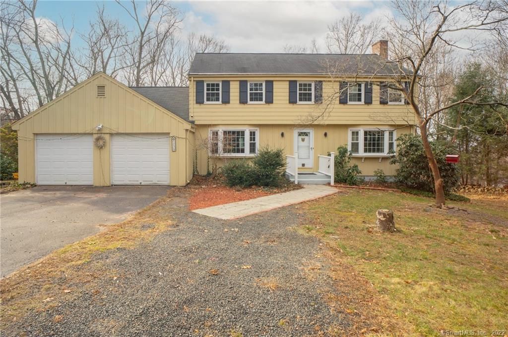 239 Strickland St, Glastonbury, CT 06033