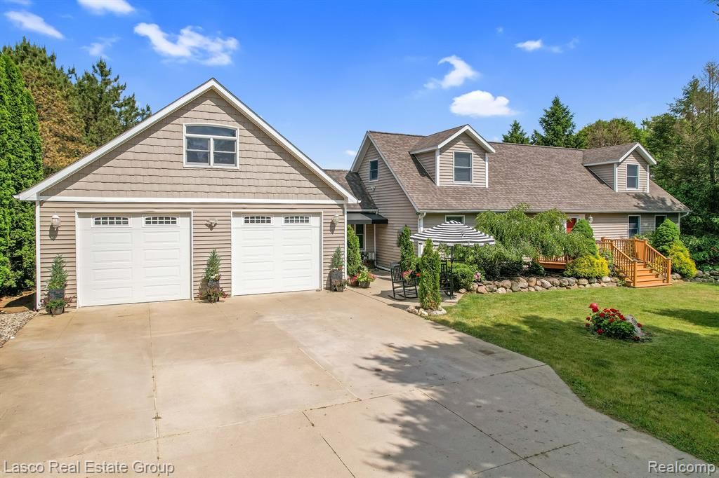 18489 Tipsico Lake Rd, Fenton, MI 48430 Trulia