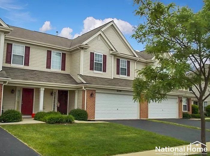 2314 Daybreak Dr, Lake In The Hills, IL 60156