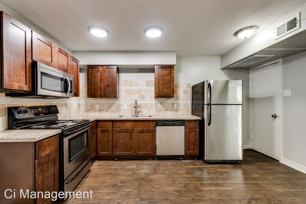 5444 Gaston Ave #105, Dallas, TX 75214