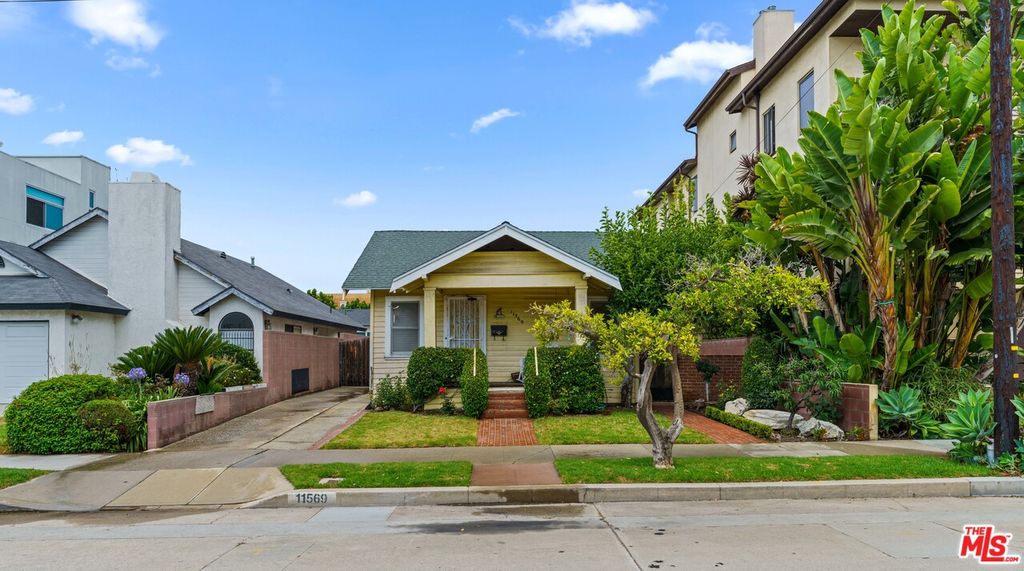 11569 Mississippi Ave, Los Angeles, CA 90025