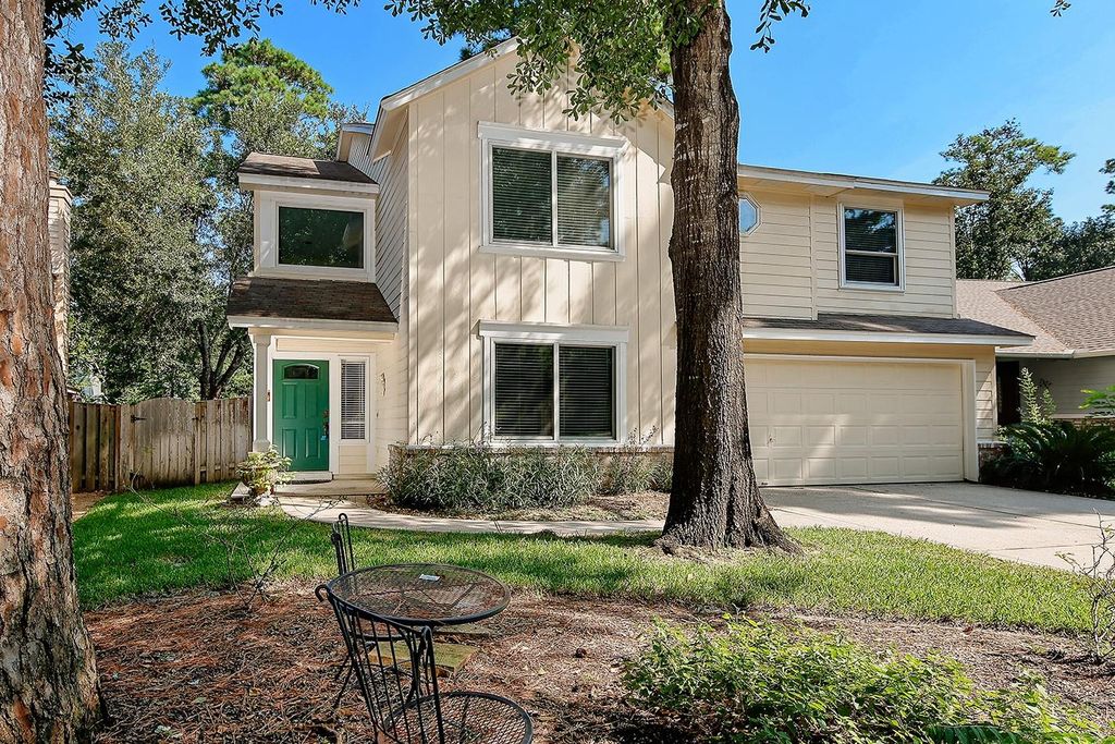 48 W  New Avery Pl, Spring, TX 77382