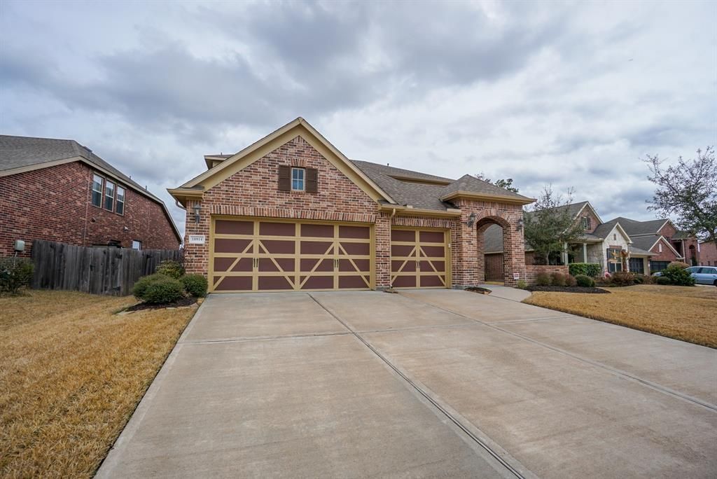 18914 Manor Spring Ct, Tomball, TX 77377