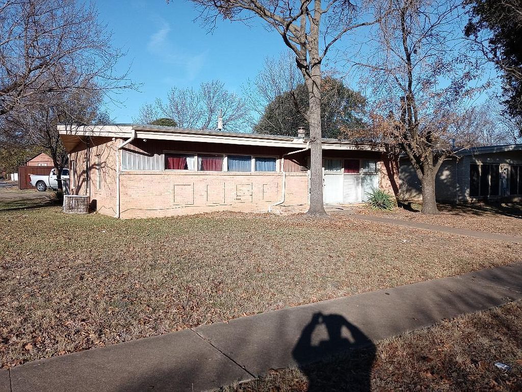 1603 Mayflower Dr, Irving, TX 75061