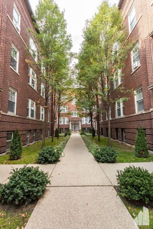 5314 N Winthrop Ave #3E, Chicago, IL 60640