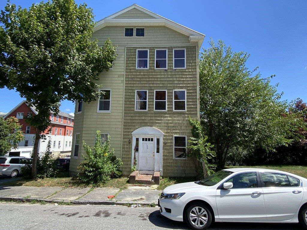 30 Cohasset St, Worcester, MA 01604