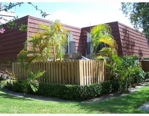 764 NW 98th Wy #764, Plantation, FL 33324 - See Est. Value, Schools & More