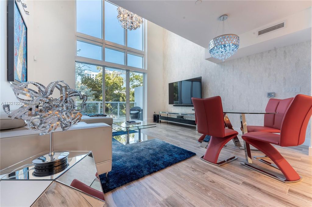 455 NE 39th St #105, Miami, FL 33137