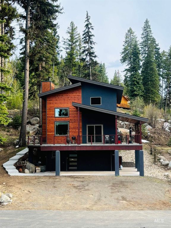 1541 Dragonfly Loop, McCall, ID 83638