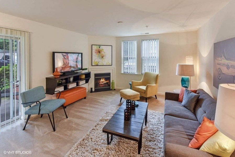 141 Willowdale Dr, Frederick, MD 21702