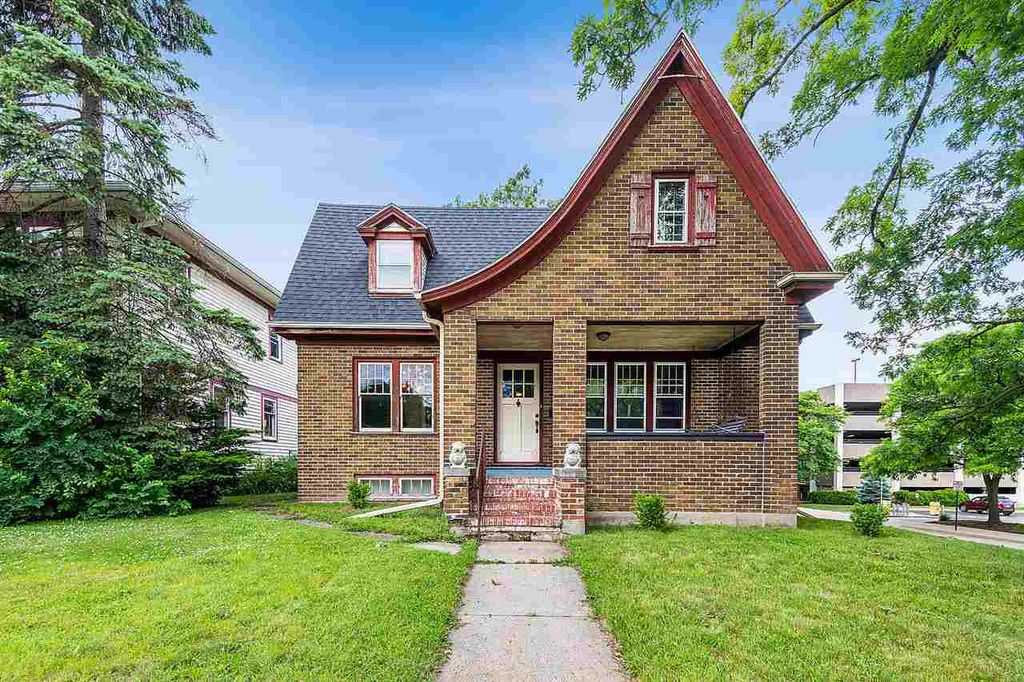 1004 S ster Ave, Green Bay, WI 54301 Trulia