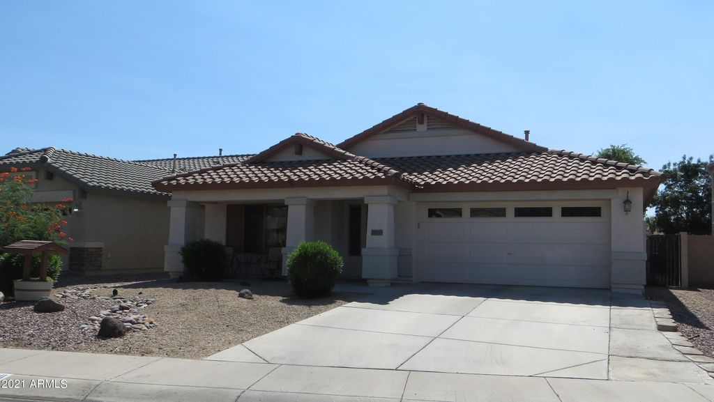 38438 N Beverly Ave, San Tan Valley, AZ 85140