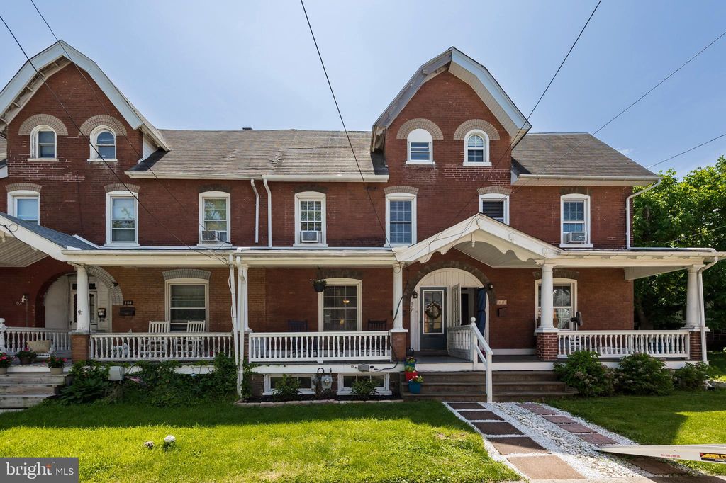 166 W Broad St, Telford, PA 18969