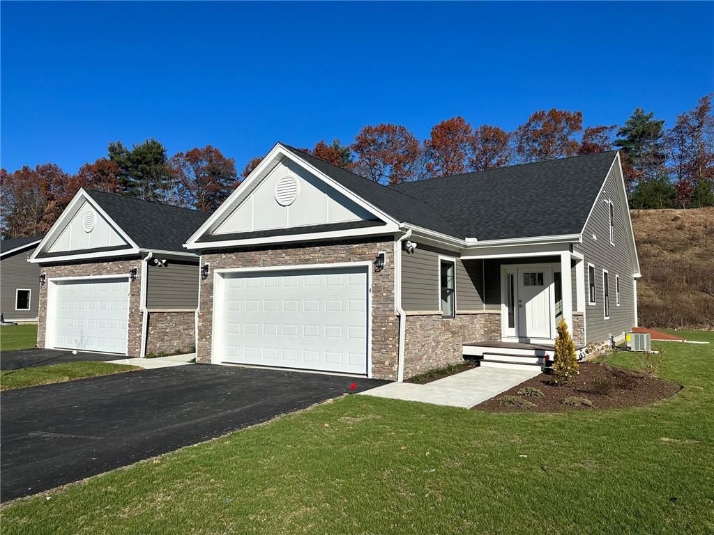 6 Overlook Ln, Chepachet, RI 02814 MLS 1347669 Trulia