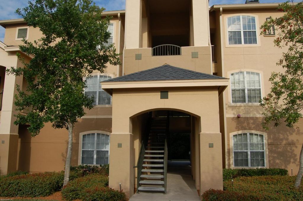 1701 The Greens Way #1432, Jacksonville Beach, FL 32250