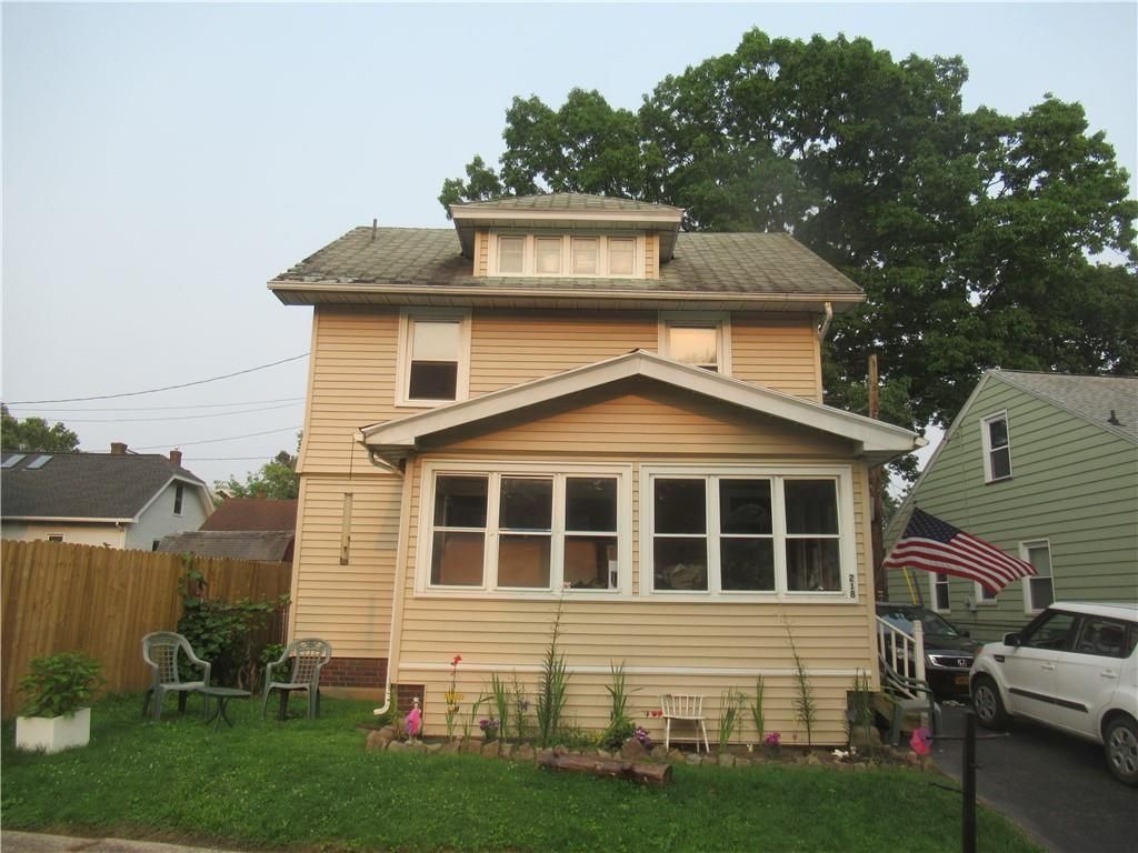 218 Wisconsin St, Rochester, NY 14609