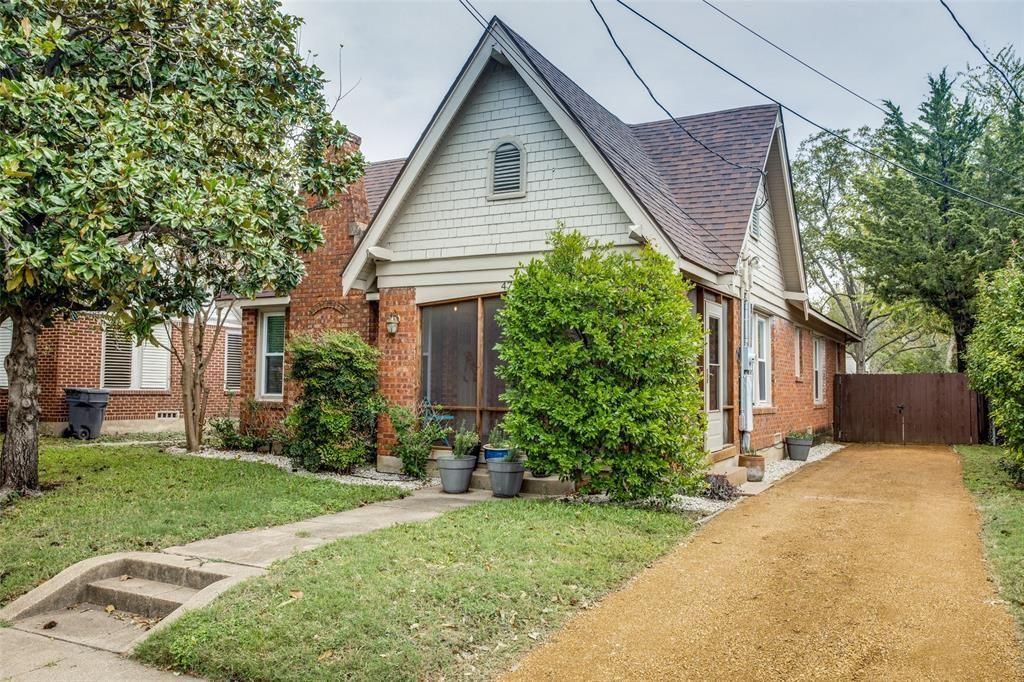 4718 Capitol Ave, Dallas, TX 75204