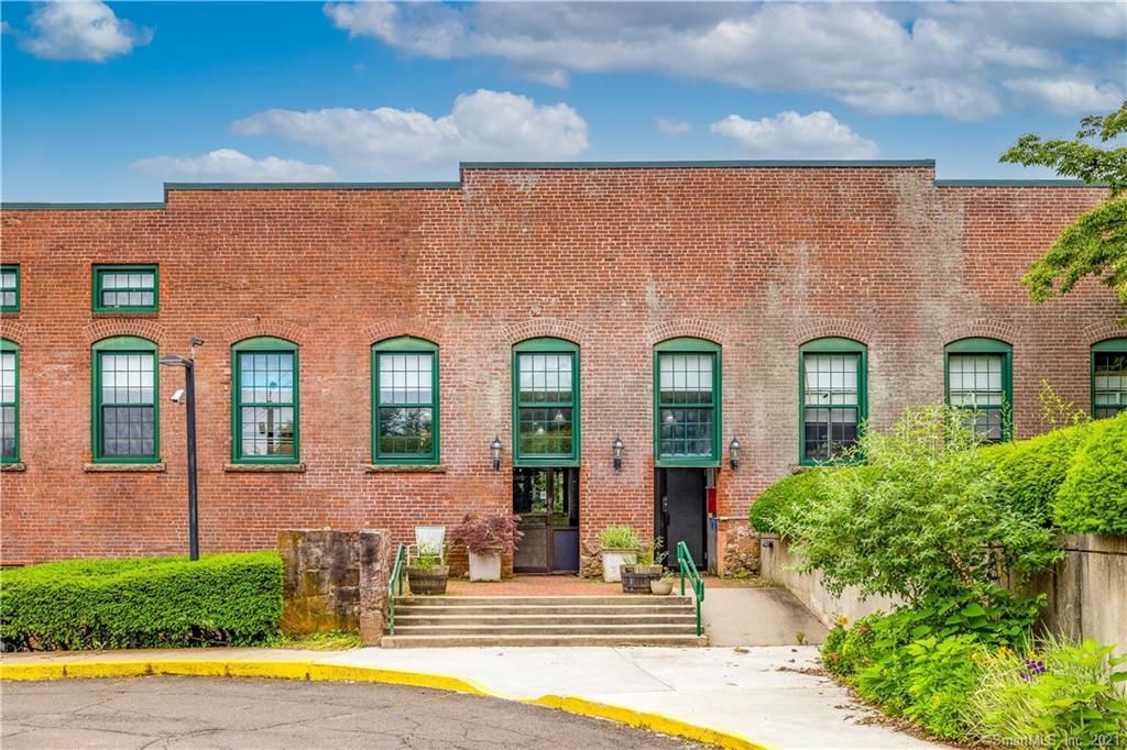 1 Front St #13, New Haven, CT 06513