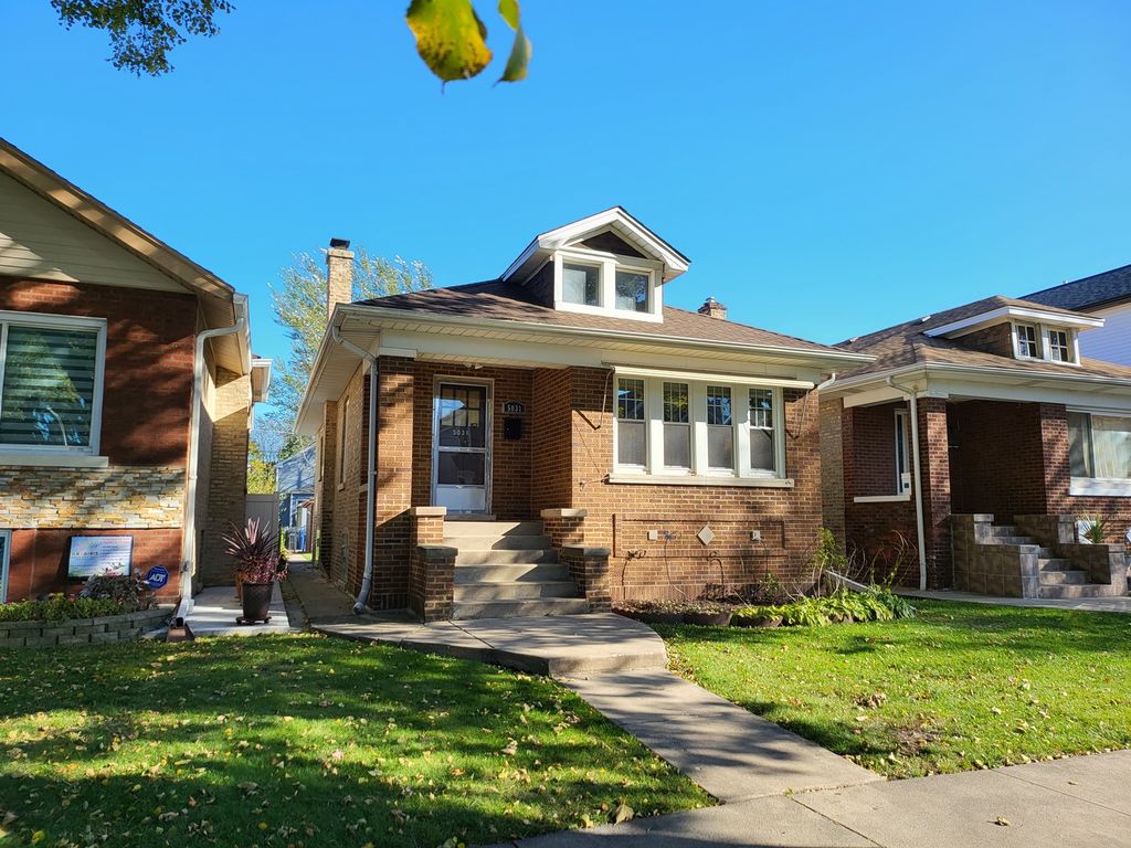 5031 N Keeler Ave, Chicago, IL 60630
