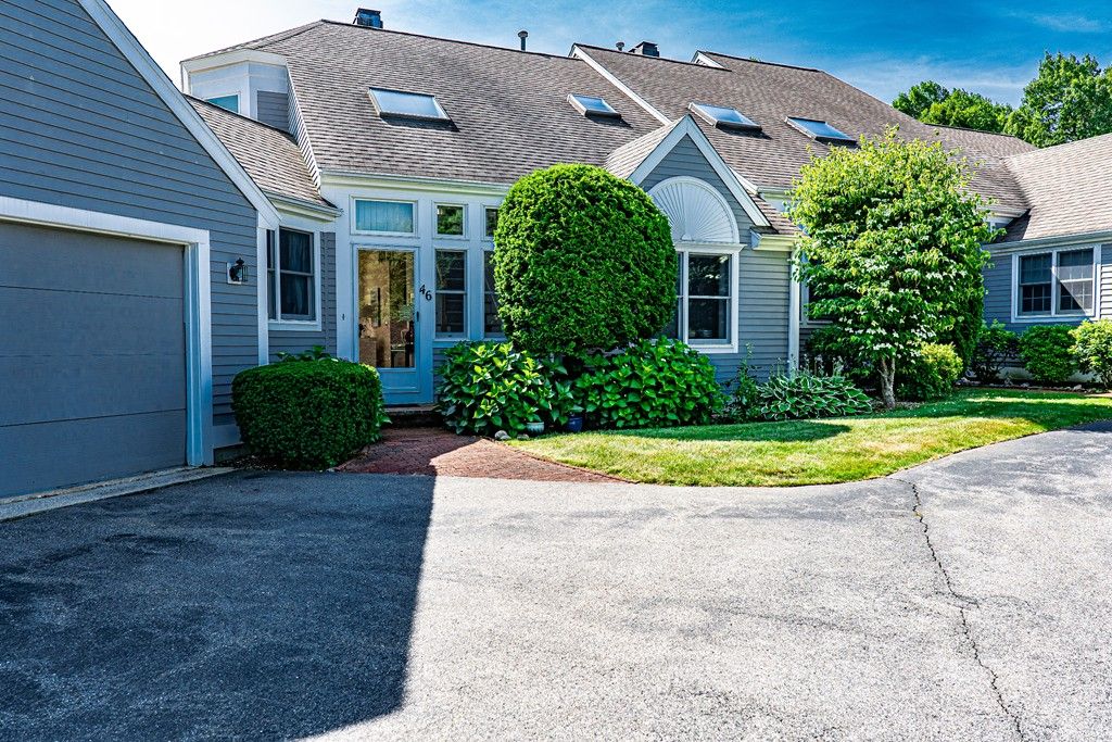 46 Hidden Bay Dr 46, South Dartmouth, MA 3 Bed, 4 Bath Condo 24