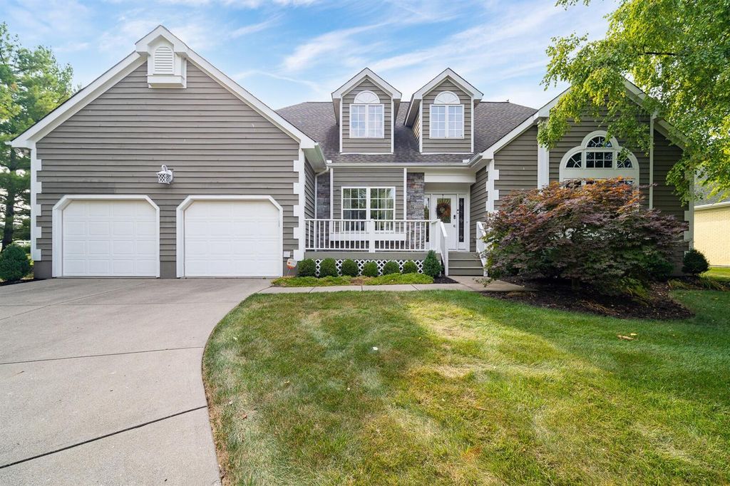 7086 Wetherington Dr, West Chester, OH 45069
