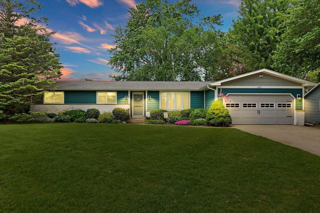 633 Bayhill AVENUE, Twin Lakes, WI 53181 Trulia