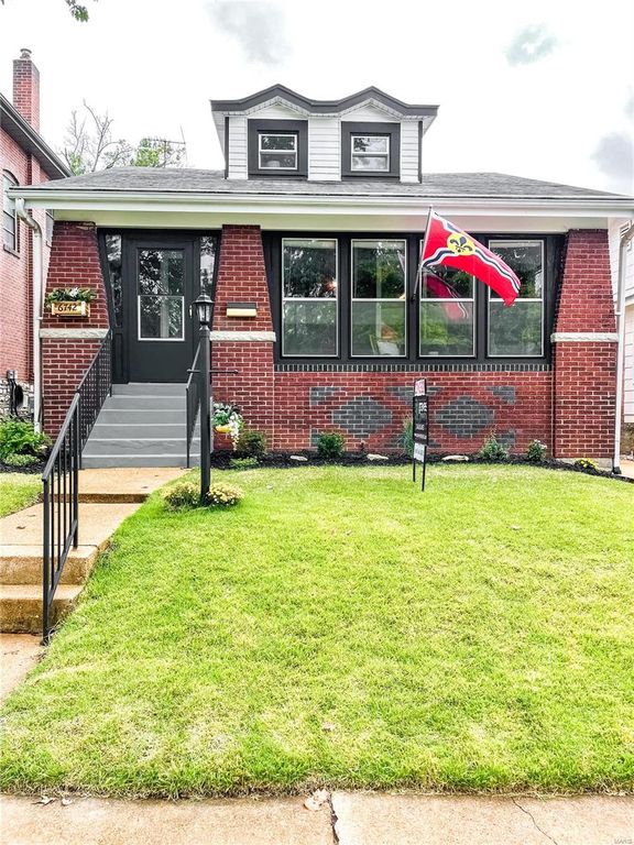 6742 Marquette Ave, Saint Louis, MO 63139