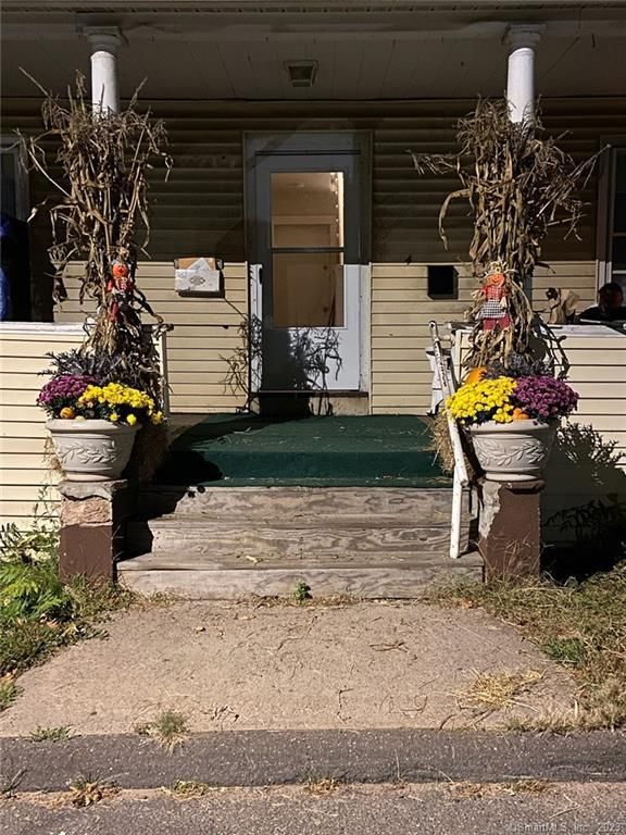 2 W Silver St, Middletown, CT 06457 Trulia