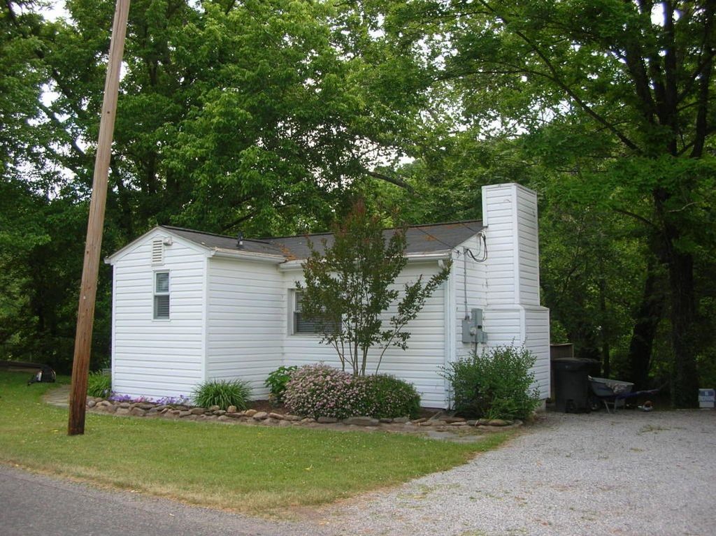 4763 W River Rd, Salem, VA 24153 Trulia