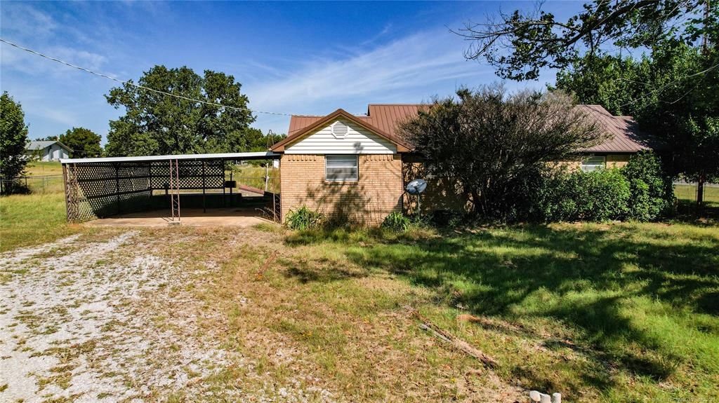 9201 State Highway 76 Hwy, Healdton, OK 73438