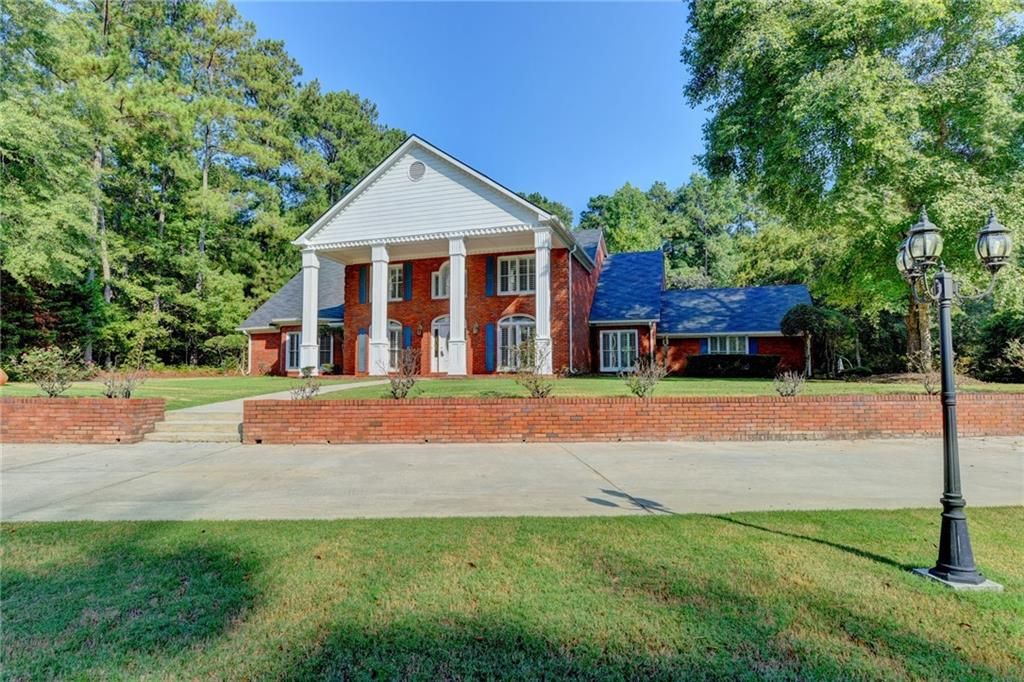 2461 Temple Johnson Rd, Snellville, GA 4 Bed, 4 Bath SingleFamily